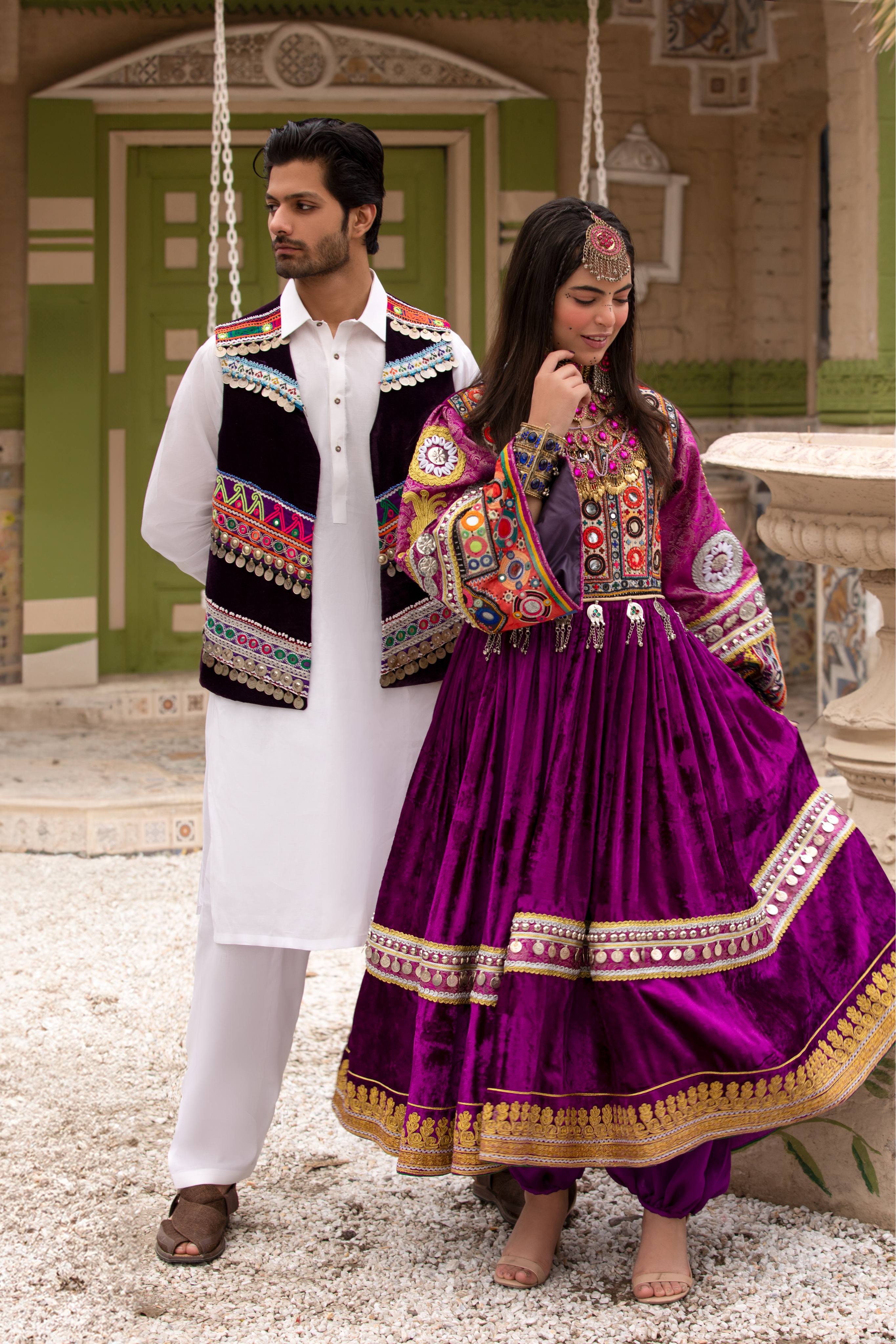 GULALAI  (ګلالې)