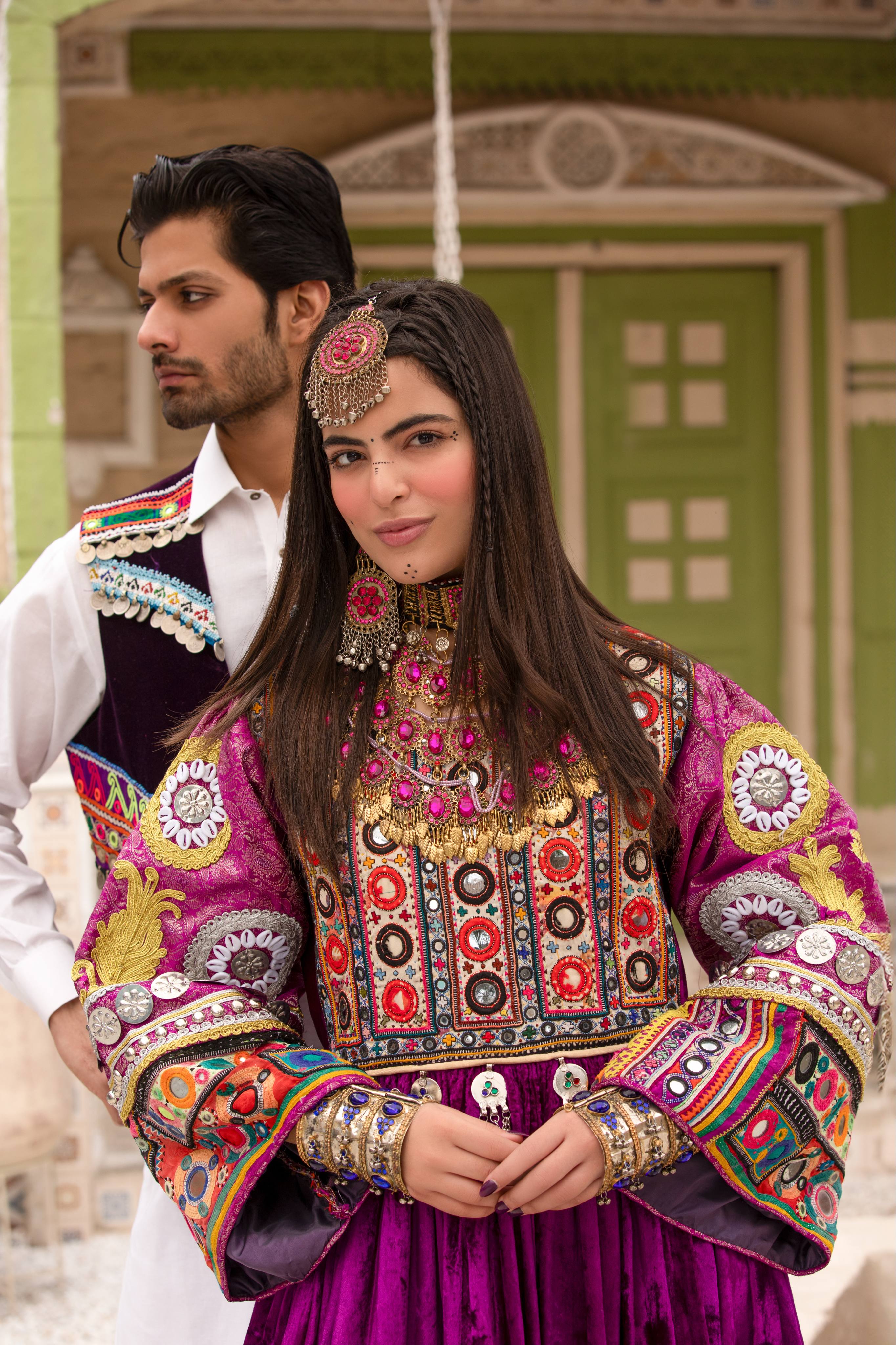 GULALAI  (ګلالې)