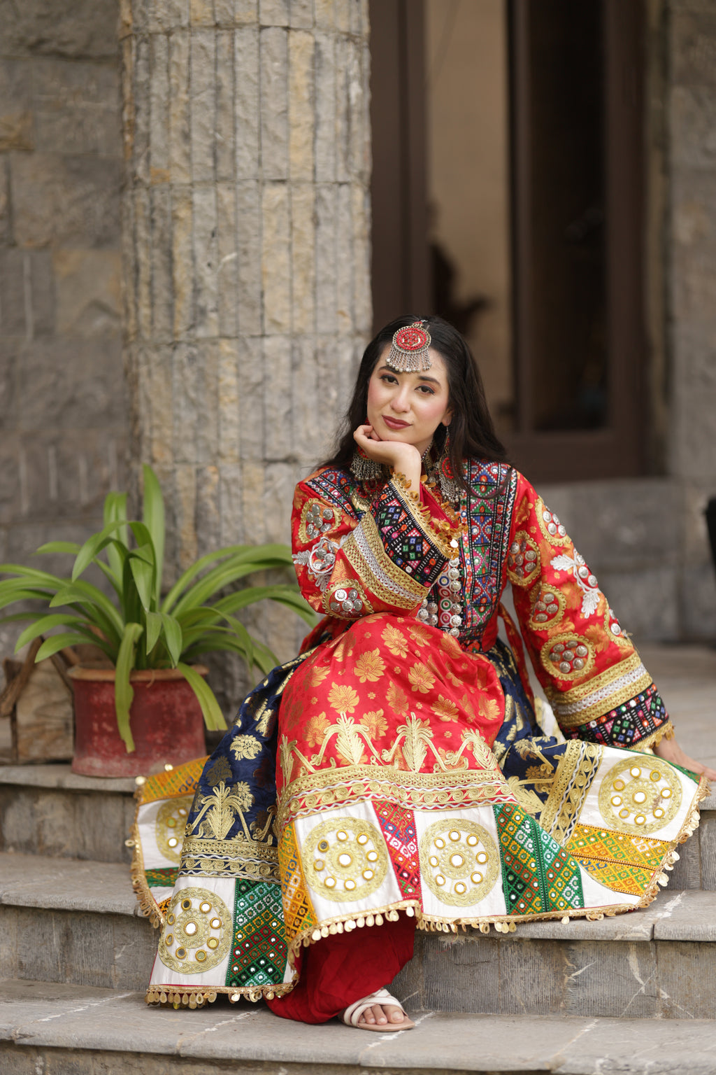 GULNAAR (ګلنار)