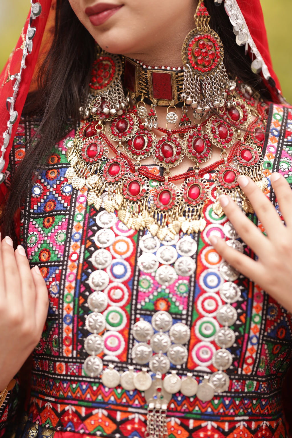 GULNAAR (ګلنار)