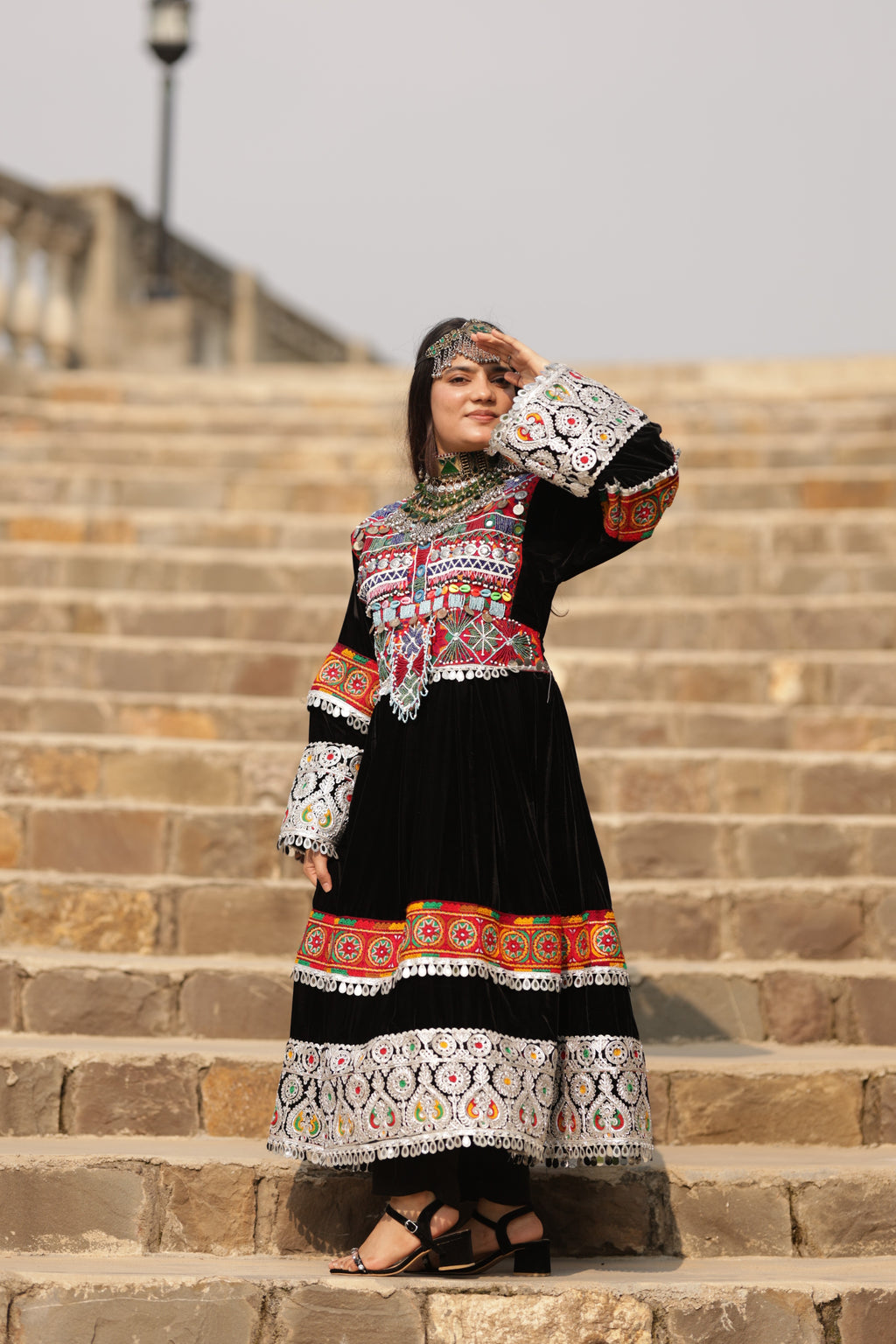 RUKHSAAR (رخسار)