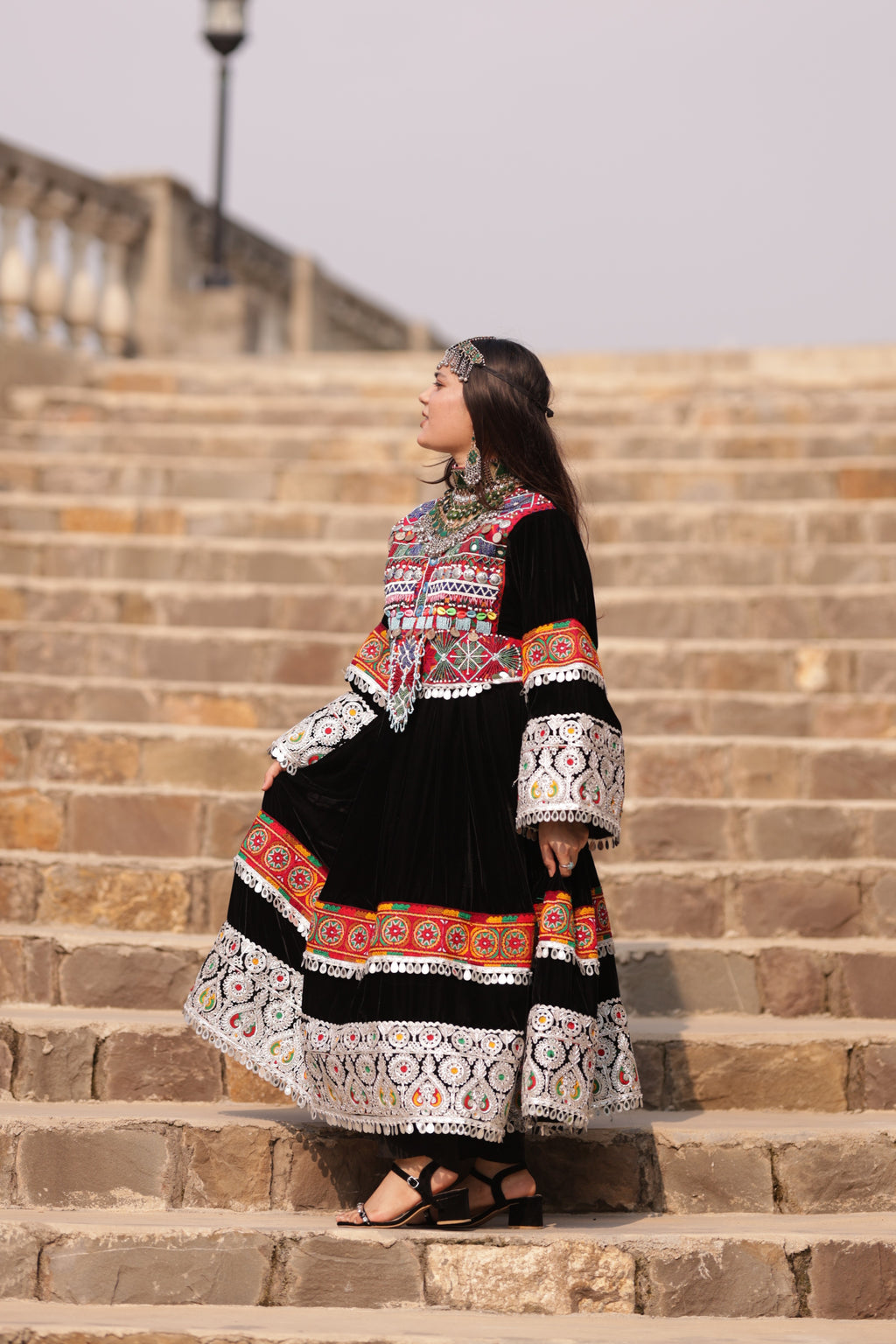 RUKHSAAR (رخسار)