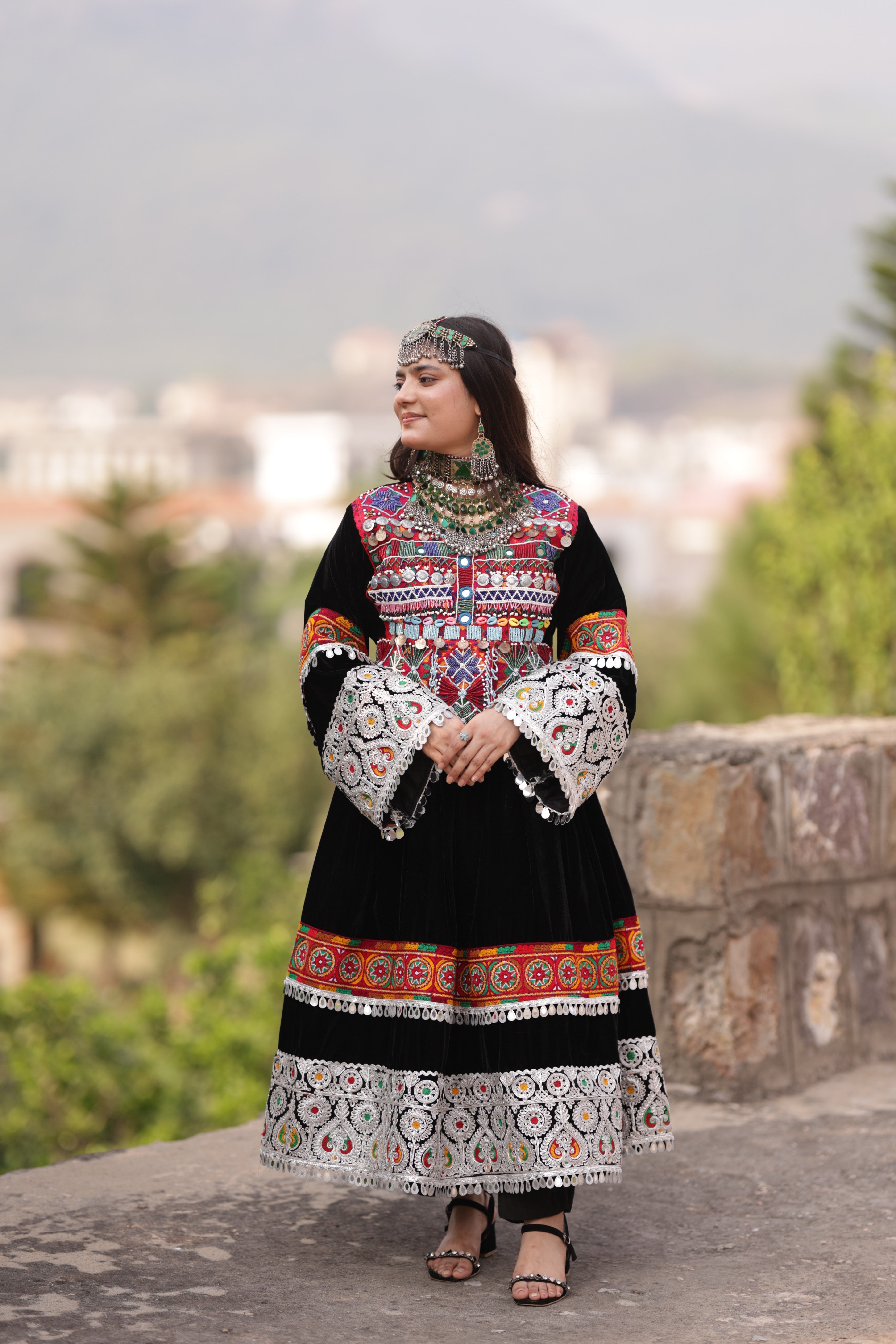 RUKHSAAR (رخسار)